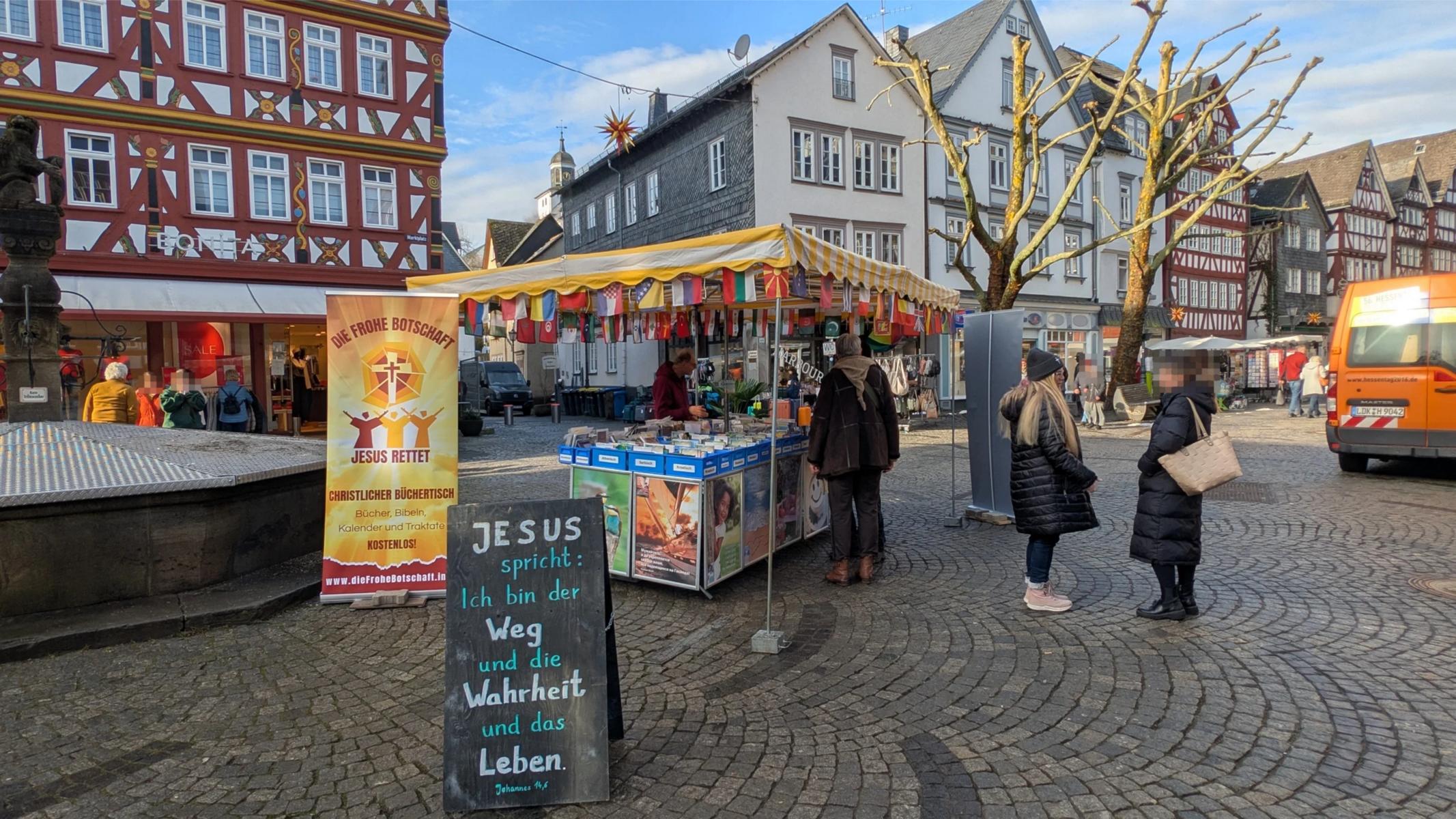 buechertisch_16_01_26_3